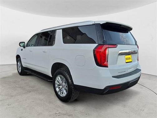 2023 GMC Yukon XL SLE