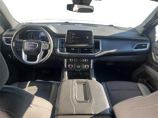 2023 GMC Yukon XL SLE