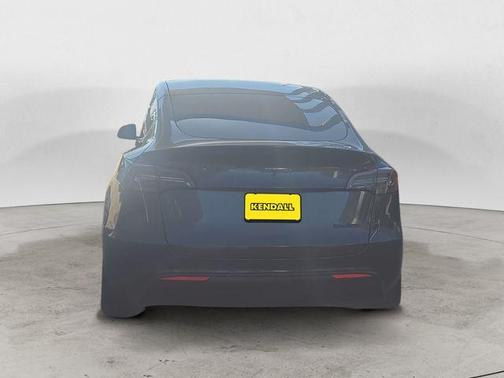 Gray 2024 Tesla Model Y Long Range