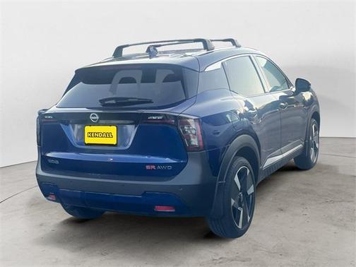 2025 Nissan Kicks SR