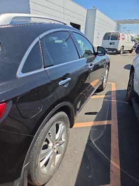 Black Obsidian 2014 INFINITI QX70 Base