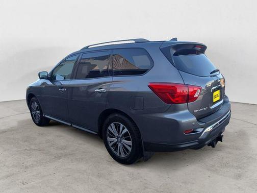 Gun Metallic 2019 Nissan Pathfinder SL