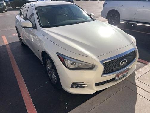 2015 INFINITI Q50 Base