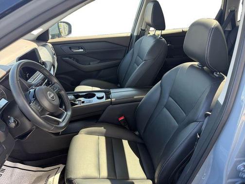 Boulder Gray Pearl 2023 Nissan Rogue SL