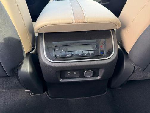 2025 Nissan Armada Platinum Reserve