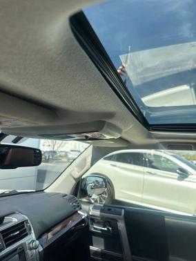 Blizzard Pearl 2018 Toyota 4Runner Limited