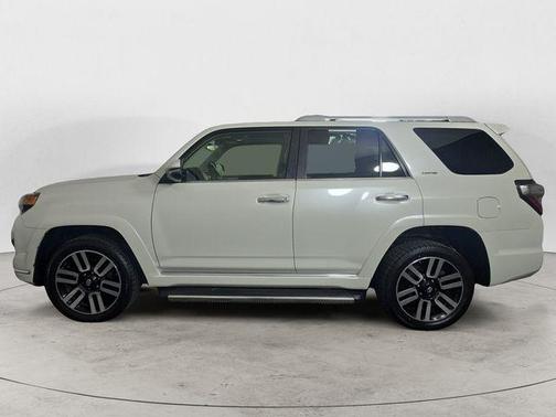 Blizzard Pearl 2018 Toyota 4Runner Limited