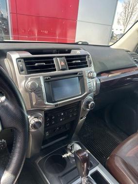 Blizzard Pearl 2018 Toyota 4Runner Limited