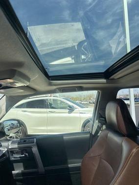 Blizzard Pearl 2018 Toyota 4Runner Limited