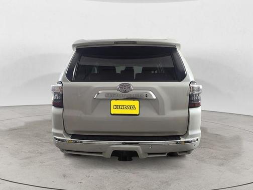 Blizzard Pearl 2018 Toyota 4Runner Limited