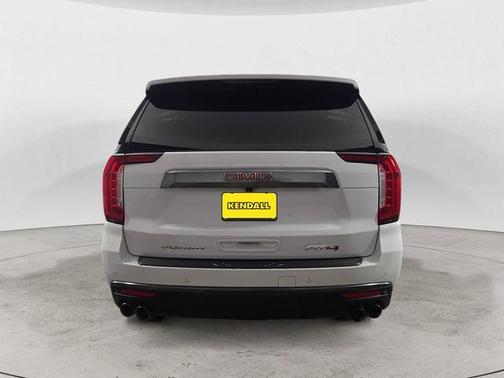 2022 GMC Yukon AT4