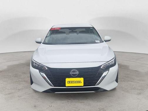 Cloud White 2025 Nissan Sentra SV