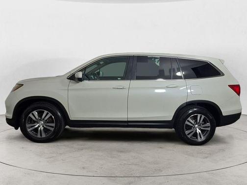 White 2016 Honda Pilot EX-L