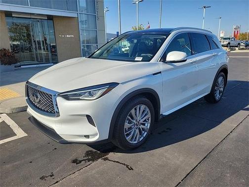 2024 INFINITI QX50 Luxe