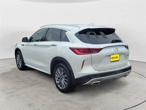 2024 INFINITI QX50 Luxe