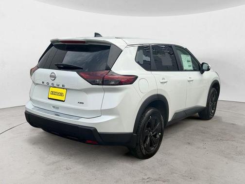 Everest White P 2026 Nissan Rogue SV