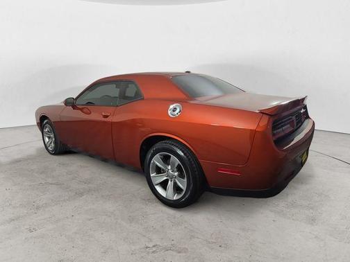 Sinamon Stick 2021 Dodge Challenger SXT