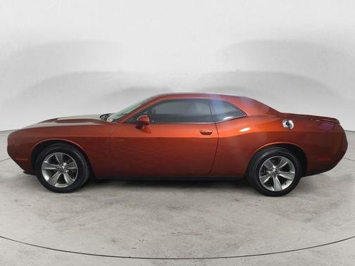 Sinamon Stick 2021 Dodge Challenger SXT
