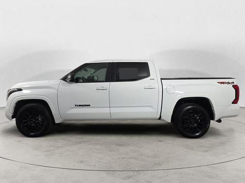 Ice 2024 Toyota Tundra SR5