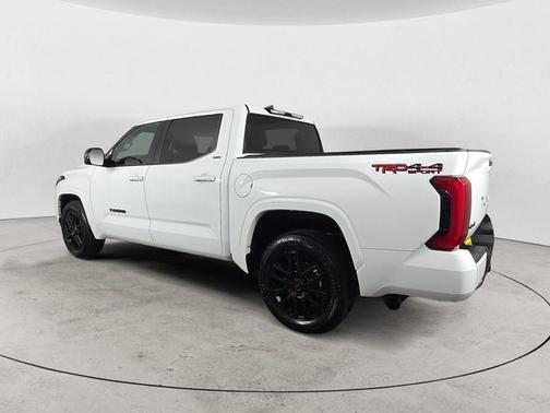 Ice 2024 Toyota Tundra SR5