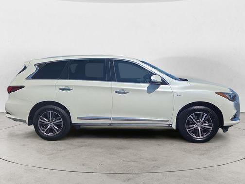 Majestic White 2019 INFINITI QX60 Luxe