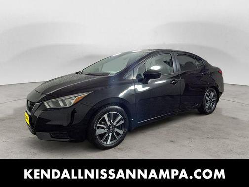 Black 2021 Nissan Versa 1.6 SV