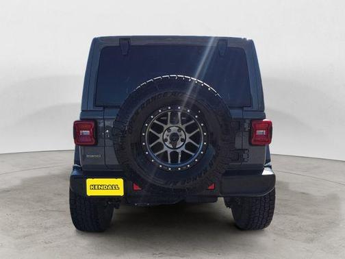 Sting Gray Clearcoat 2022 Jeep Wrangler Unlimited Sahara