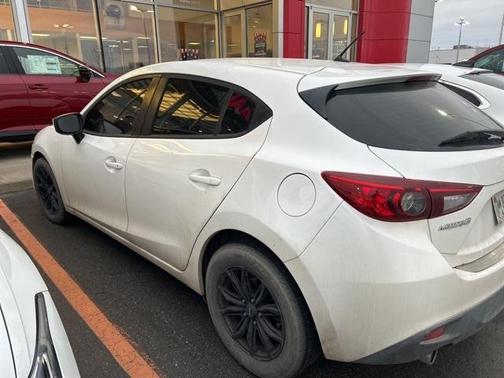 2015 Mazda Mazda3 i Sport