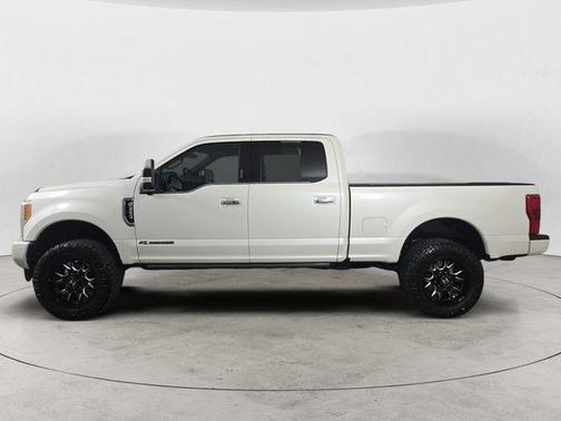 White Platinum Clearcoat Metallic 2019 Ford F-250 Platinum
