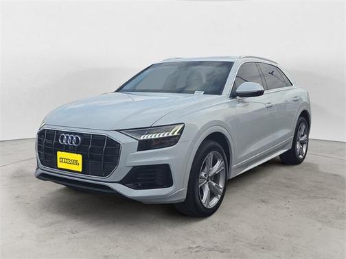 2023 Audi Q8 55 Premium