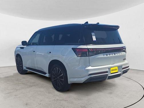 2t Radiant Whit 2026 INFINITI QX80 AUTOGRAPH