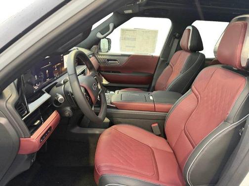 2t Radiant Whit 2026 INFINITI QX80 AUTOGRAPH