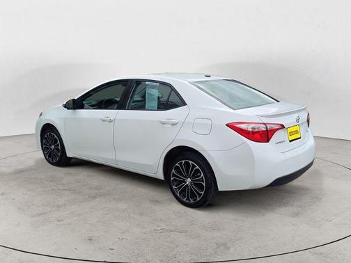 Super White 2016 Toyota Corolla S Plus