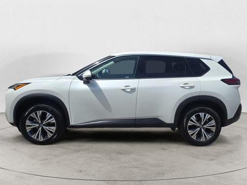 Pearl White 2021 Nissan Rogue SV