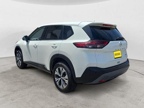 Pearl White 2021 Nissan Rogue SV