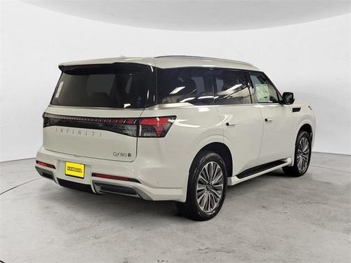 2026 INFINITI QX80 Luxe
