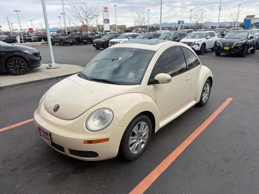 2009 Volkswagen New Beetle 2.5