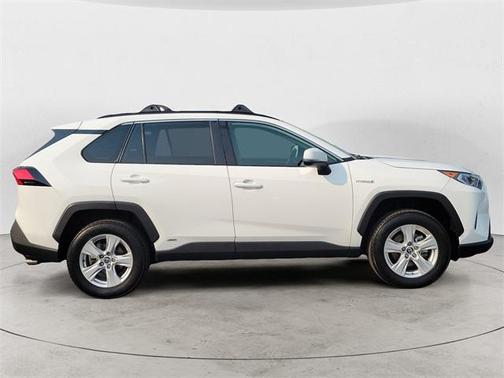 2019 Toyota RAV4 Hybrid XLE