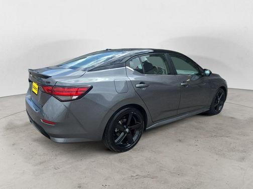2 Tone Gray / Black Roof 2023 Nissan Sentra SR
