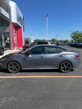2 Tone Gray / Black Roof 2023 Nissan Sentra SR