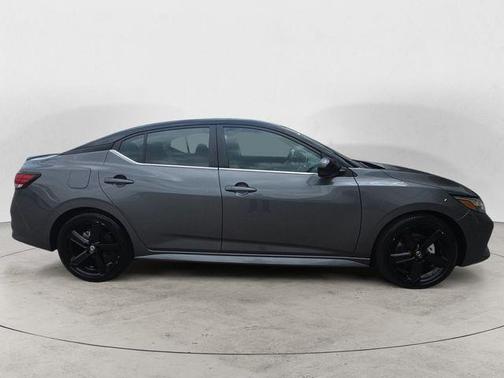 2 Tone Gray / Black Roof 2023 Nissan Sentra SR