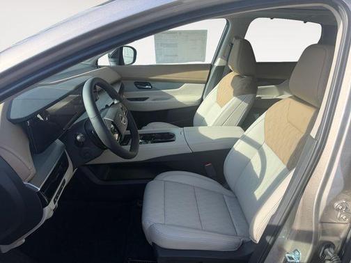 Champagne Silver 2026 Nissan Murano Platinum