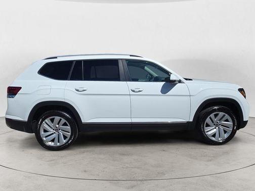 Pure White 2021 Volkswagen Atlas 3.6 V6 SEL