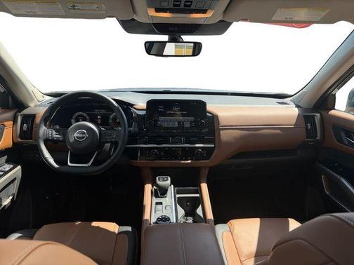 Gun Metallic 2025 Nissan Pathfinder Platinum