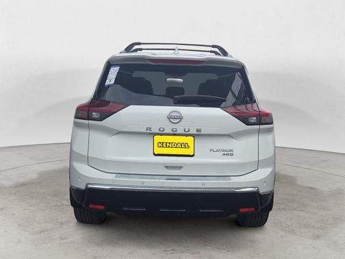 Everest White P 2026 Nissan Rogue Platinum