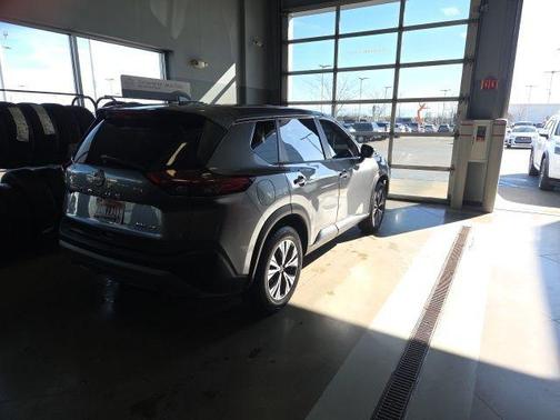 Gun Metallic 2022 Nissan Rogue SV