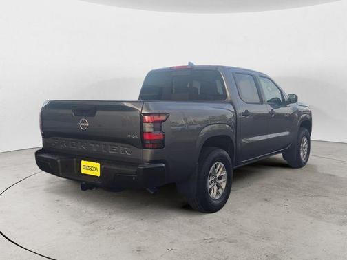 Gun Metallic 2026 Nissan Frontier S