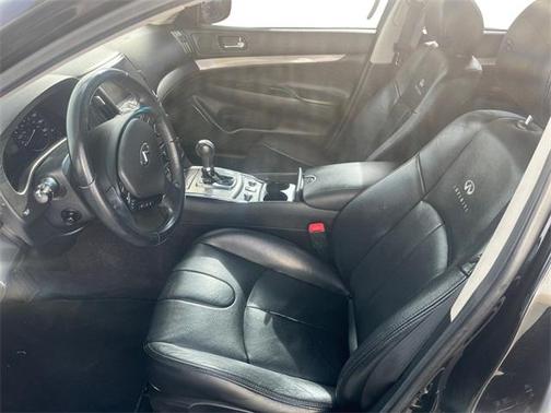 2013 INFINITI G37x Base