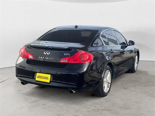 2013 INFINITI G37x Base