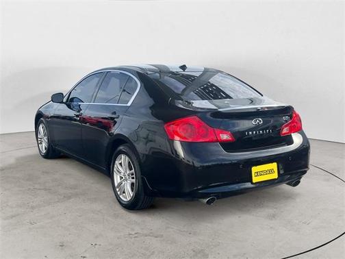 2013 INFINITI G37x Base